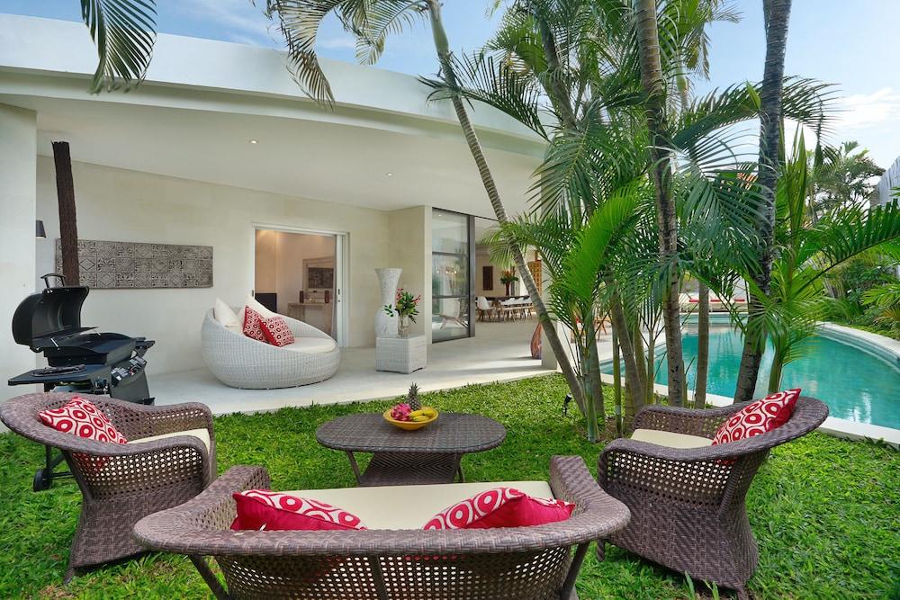 Seminyak White Design Villa Exterior foto